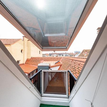 Pharmacy-Loft Lägenhet Graz Exteriör bild